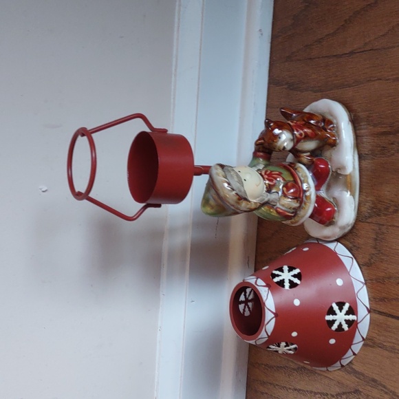 Yankee Candle Winter Scene Tea Light Candle  Holder Designed by Ronnie Walter - Picture 5 of 6